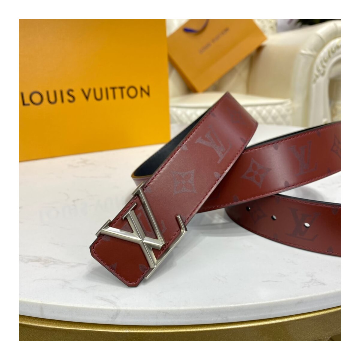 Louis Vuitton LV Pyramide 40mm Reversible M9346T