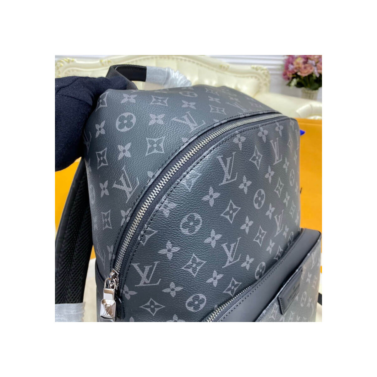 Louis Vuitton Discovery Backpack PM M43186