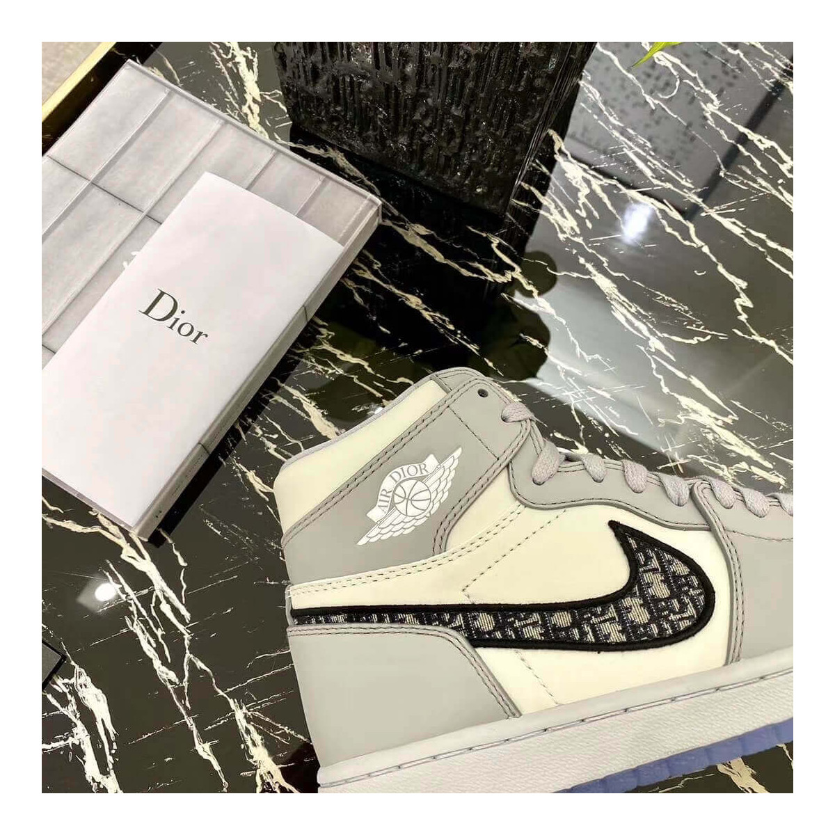 Dior x Air Jordan 1 High CN8607