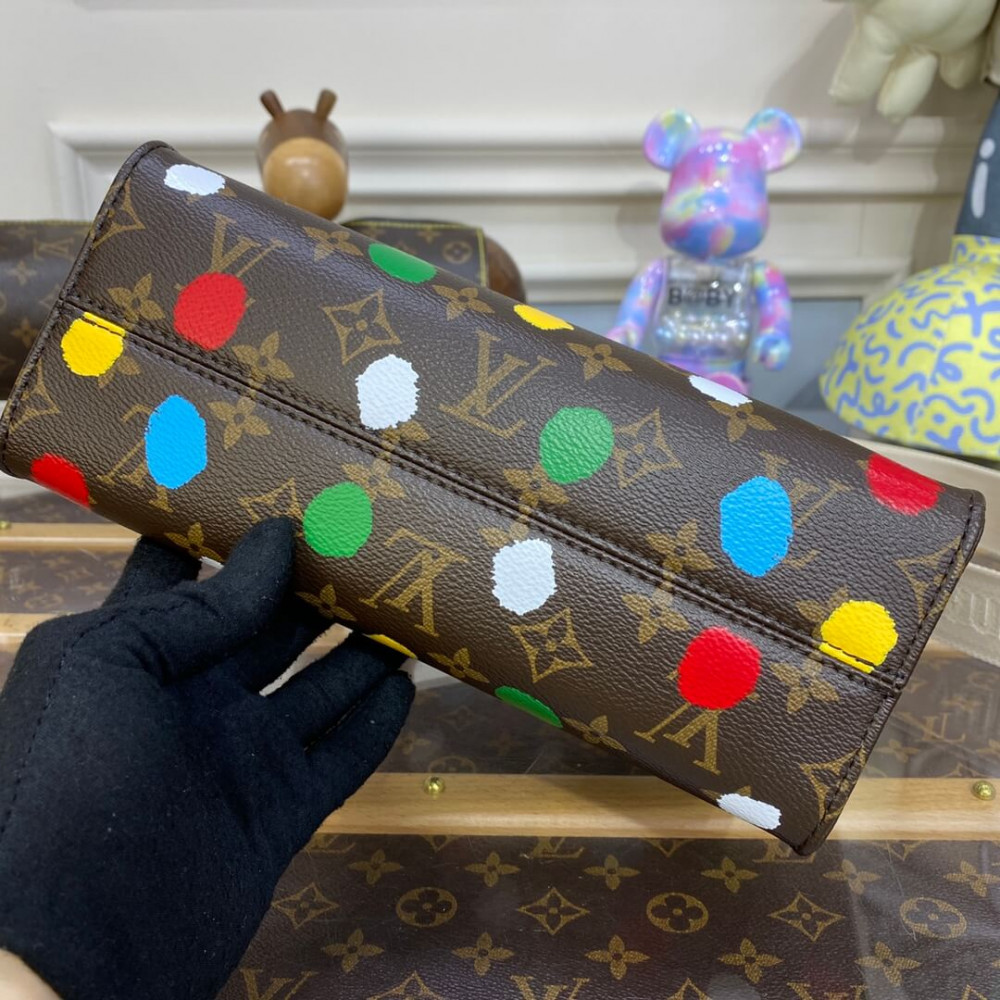 Louis Vuitton Yayoi Kusama OnTheGo PM M46380