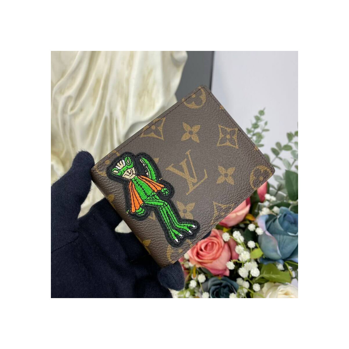 Louis Vuitton Slender Wallet M80156