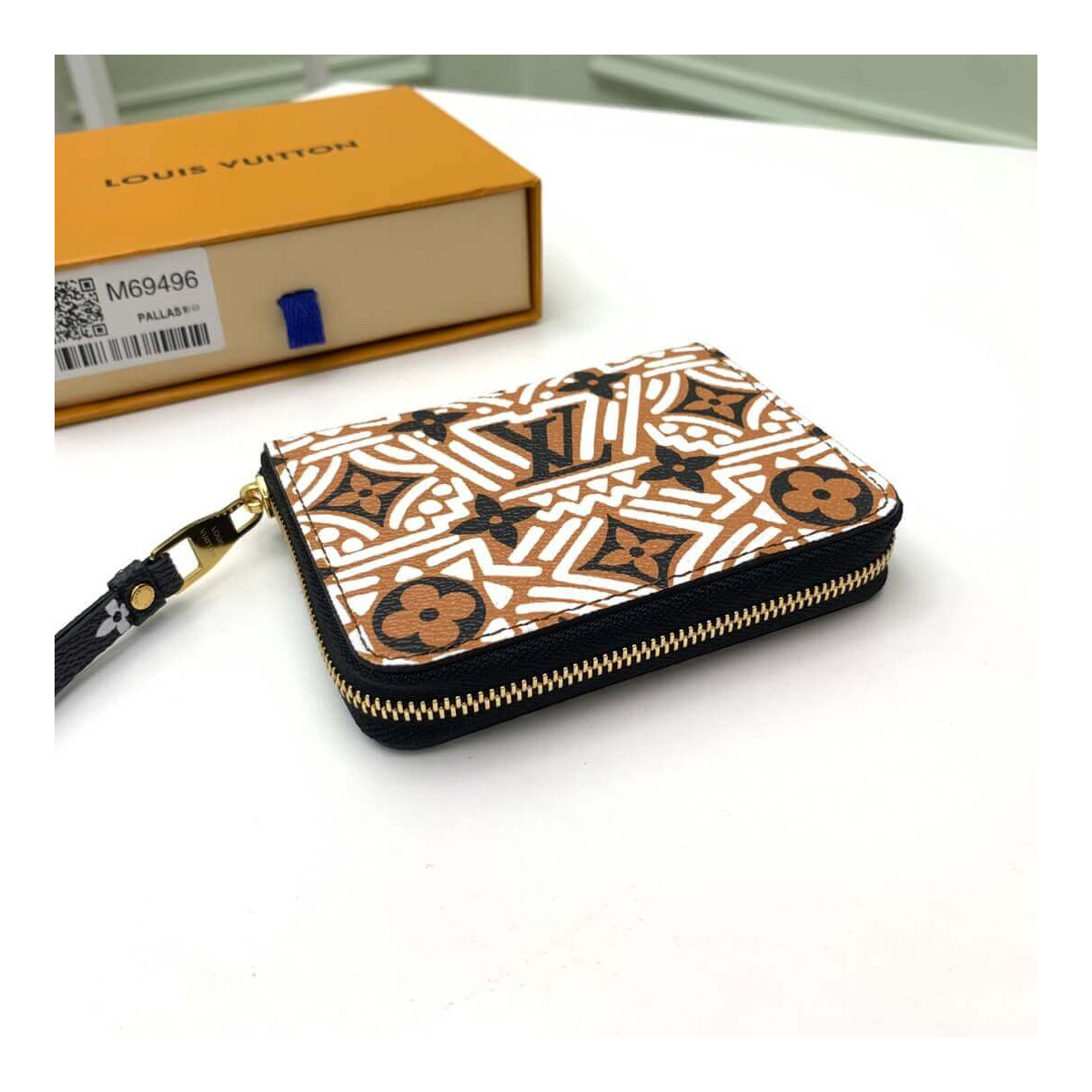 Louis Vuitton LV Crafty Zippy Coin Purse M69496