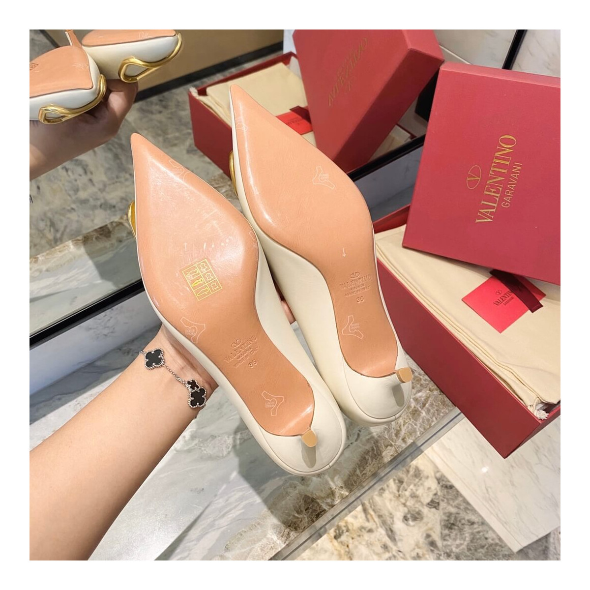 Valentino Garavani Vlogo Calfskin Pump 50mm TW2S0R77