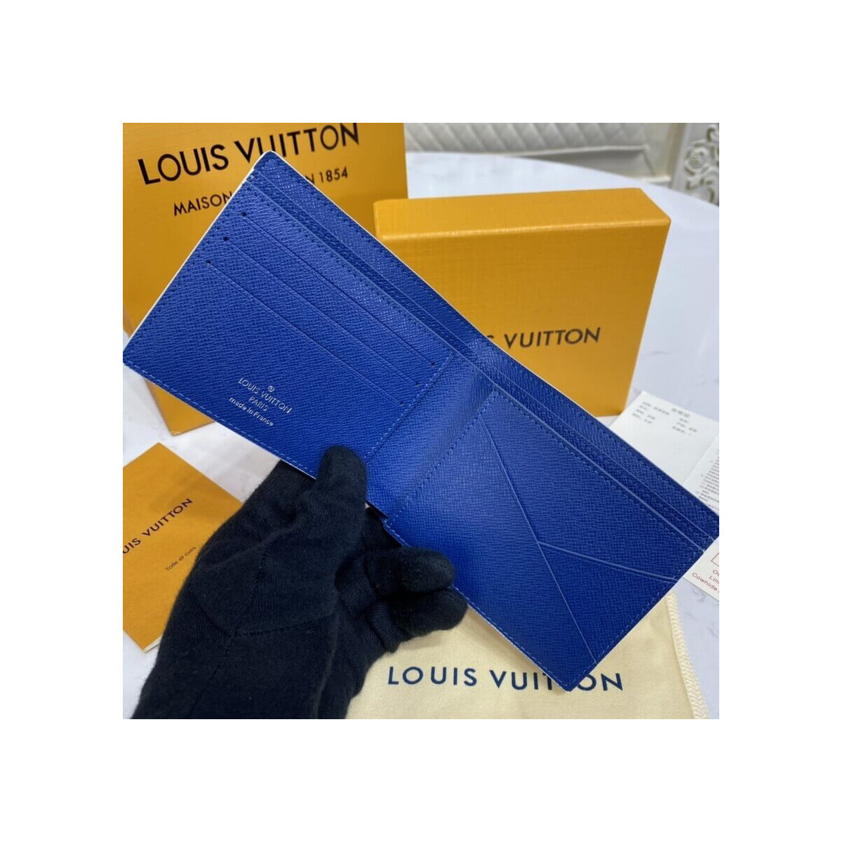 Louis Vuitton Multicolor Multiple Wallet M80458