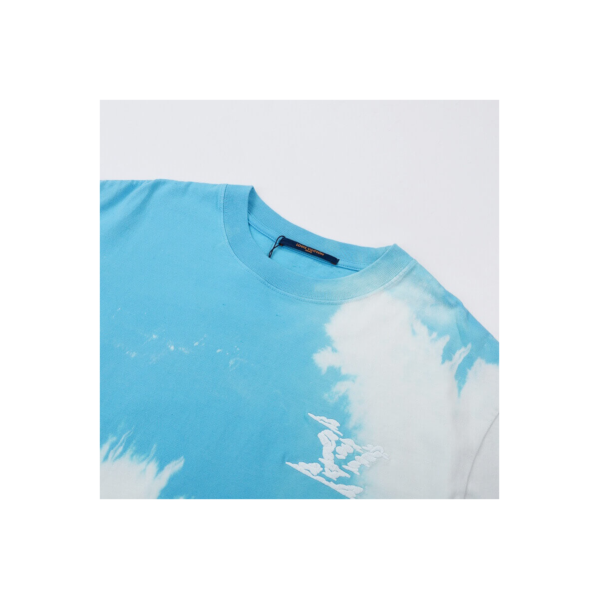 Louis Vuitton Cloud T-Shirt X-070