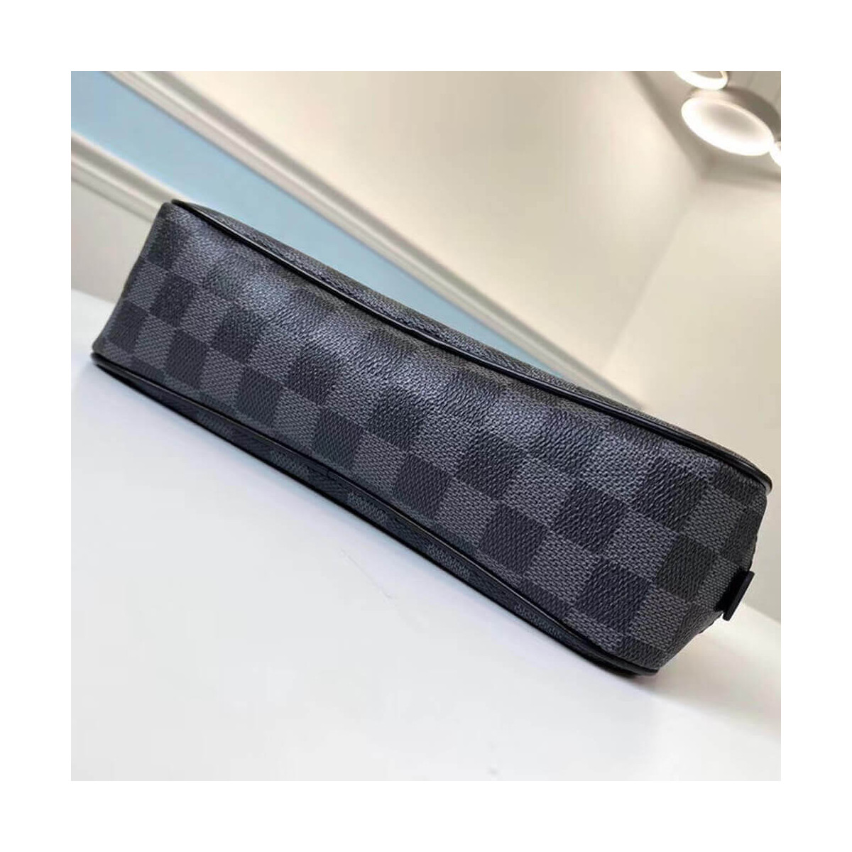 Louis Vuitton Damier Graphite Toilet Pouch GM N47521