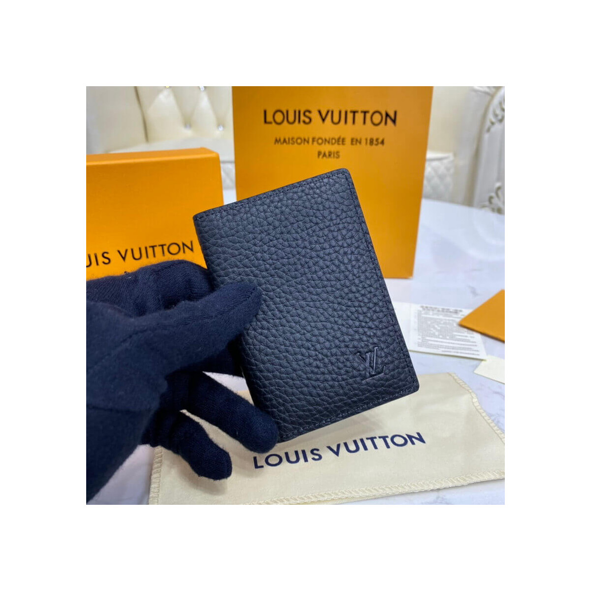 Louis Vuitton Pocket Organizer M58808