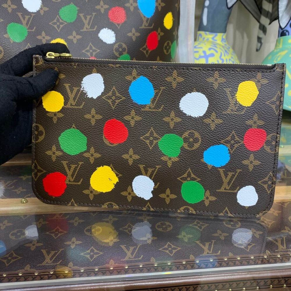 Louis Vuitton Yayoi Kusama Neverfull MM M46381