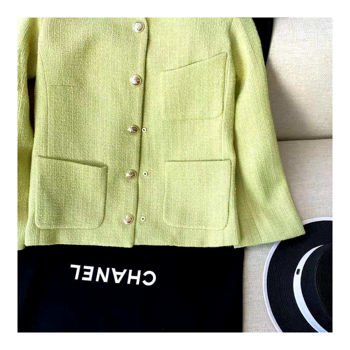 Chanel Wool Tweed Jacket P65294 Green