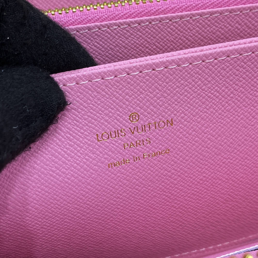 Louis Vuitton Christmas Animation 2022 Zippy Wallet M81544 Pink