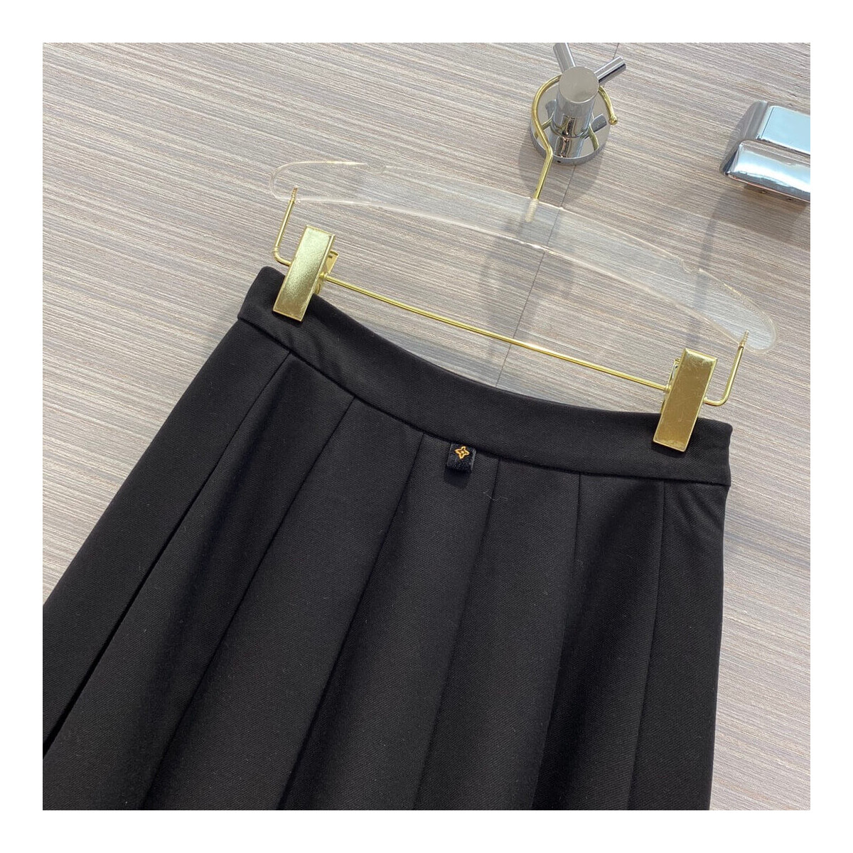 Louis Vuitton A-Line Mini Skirt 1A605K