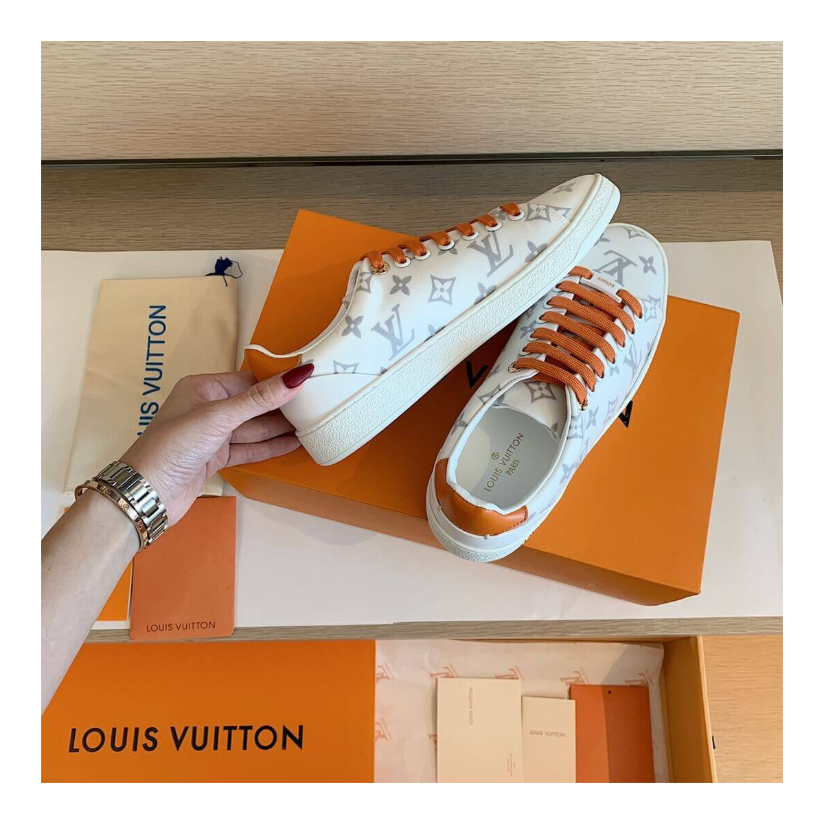 Louis Vuitton Frontrow Sneaker 1A641N 1A640L 1A6419