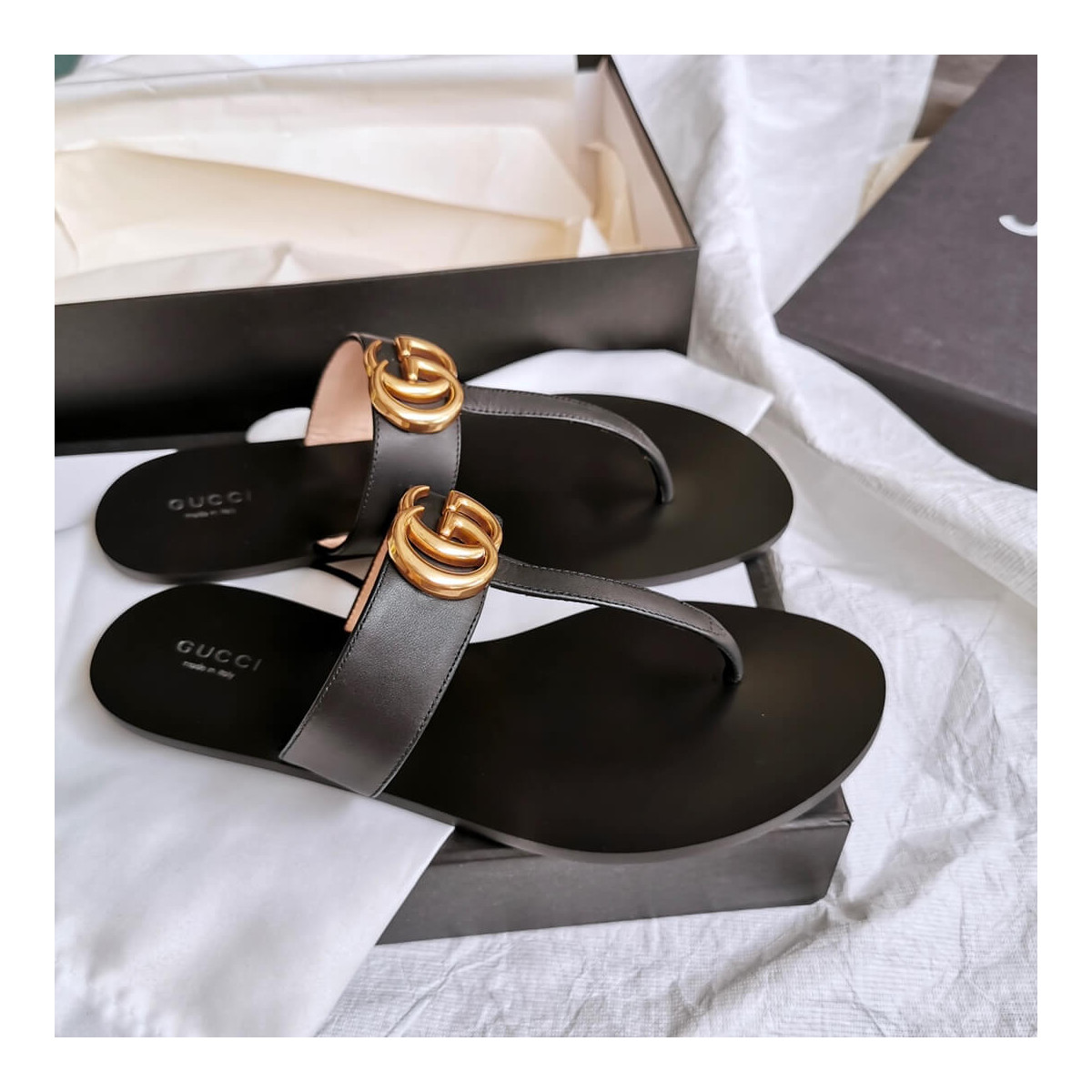 Gucci Leather Thong Sandal With Double G 497444