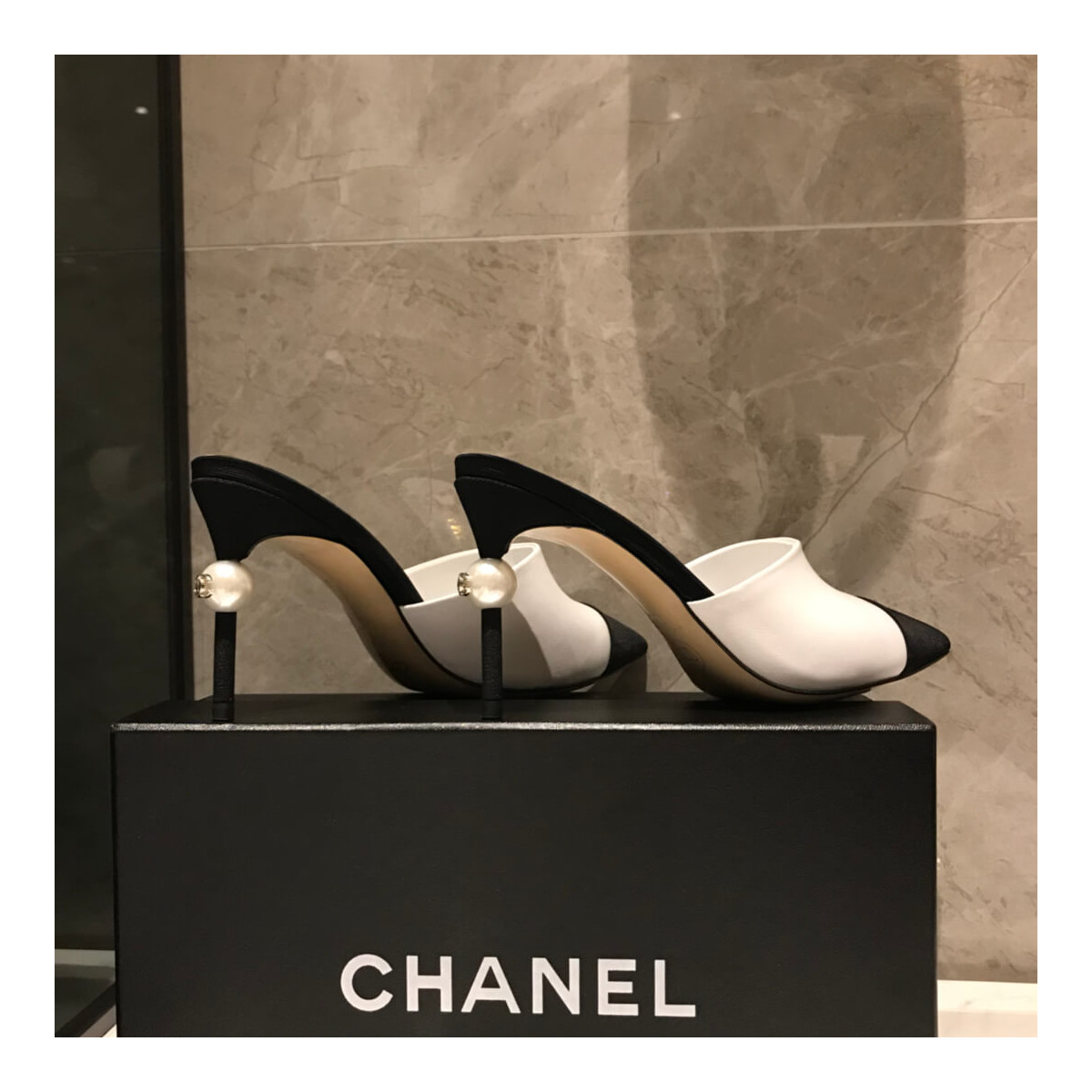 Chanel Pearl Mules G383421