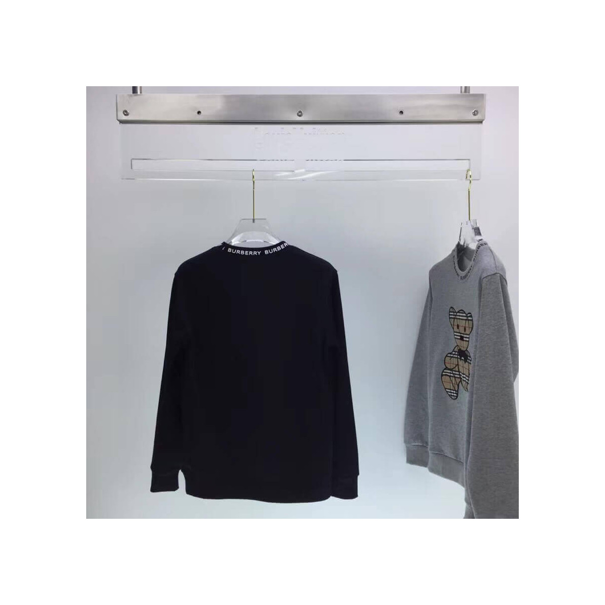 Burberry Thomas Bear Appliqué Cotton Sweatshirt P803