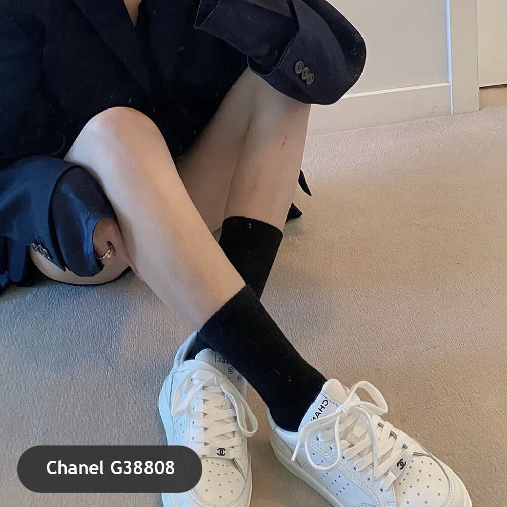 Chanel Logo Low Top Sneakers White G38808