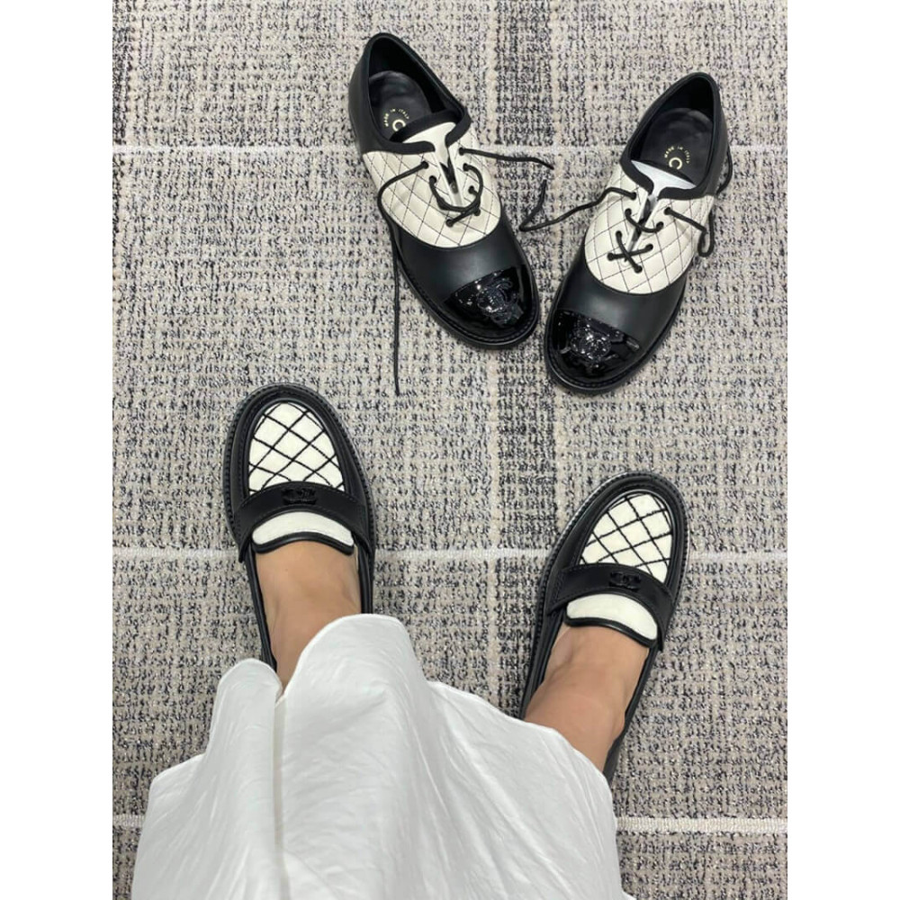 Chanel Black Leather and White Velvet Loafers