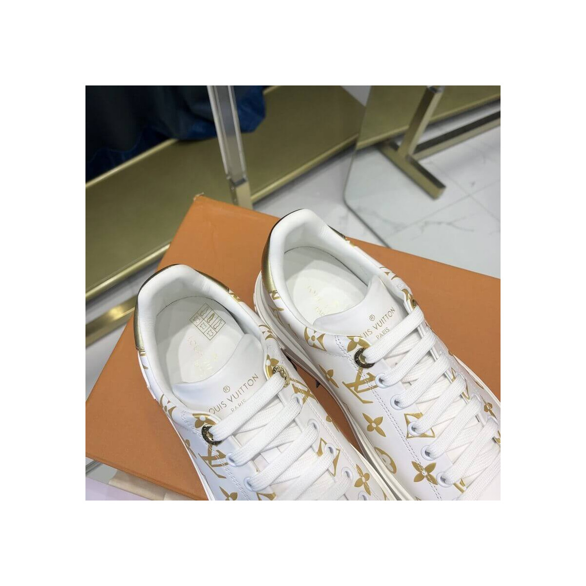 Louis Vuitton Time Out Trainers 1A8SZM