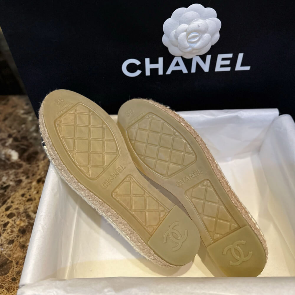 Chanel Cotton Tweed Logo Espadrille G39028 Light Yellow