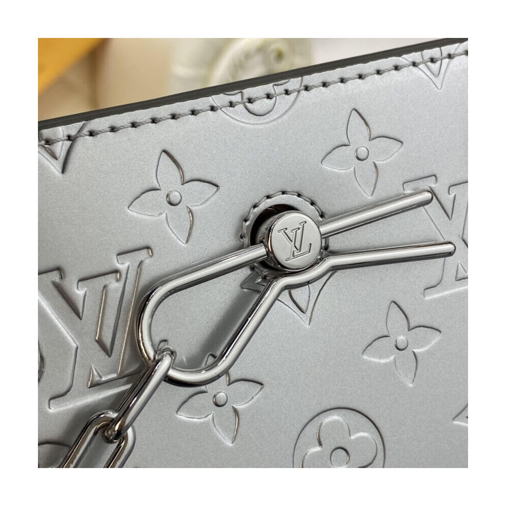 Louis Vuitton Sac Plat Silver M45884