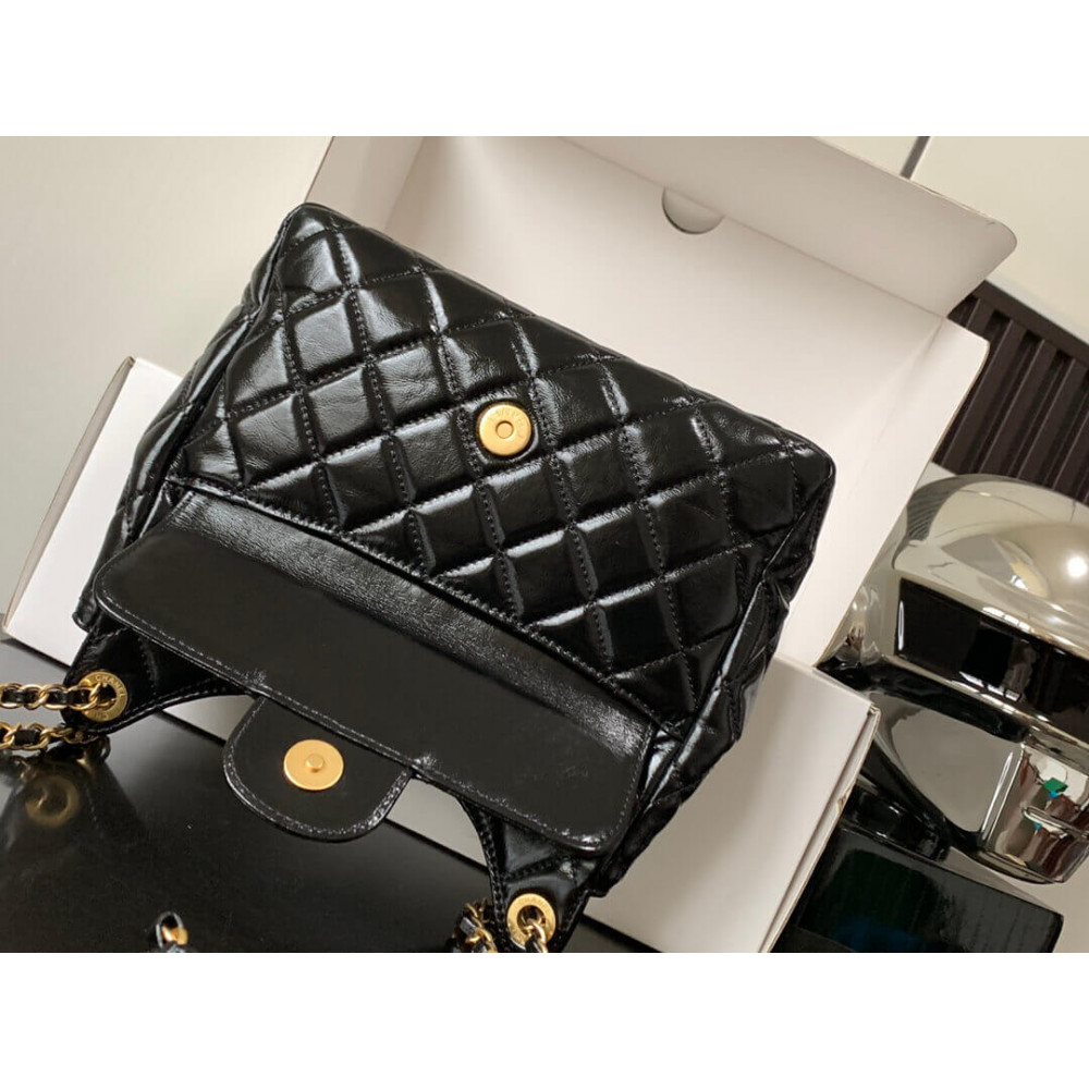 Chanel Hobo Bag in Shiny Crumpled Calfskin AS3690