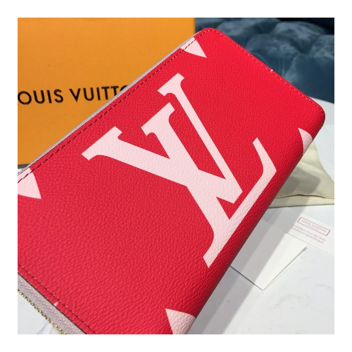 Louis Vuitton Zippy Wallet M67549 M67550