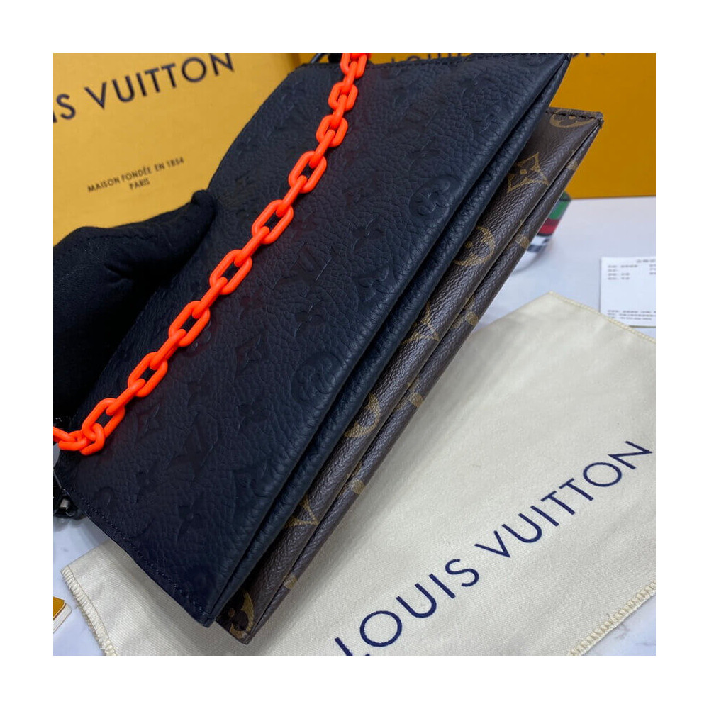 Louis Vuitton Trio Pouch M59681 Black