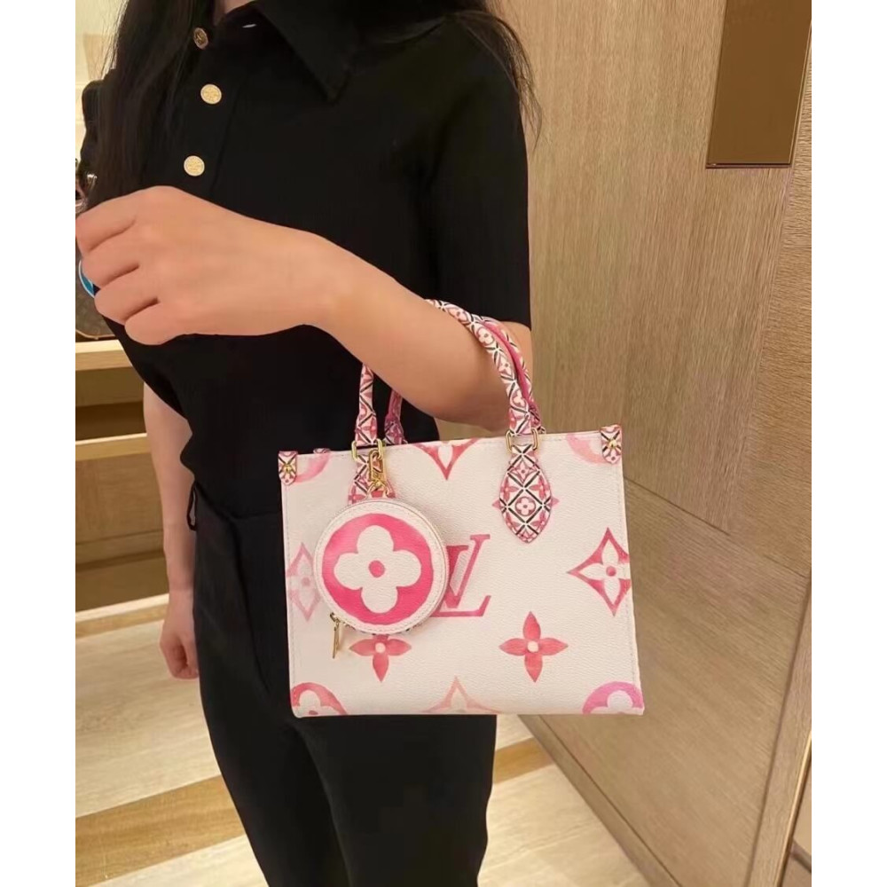 Louis Vuitton OnTheGo PM M22976