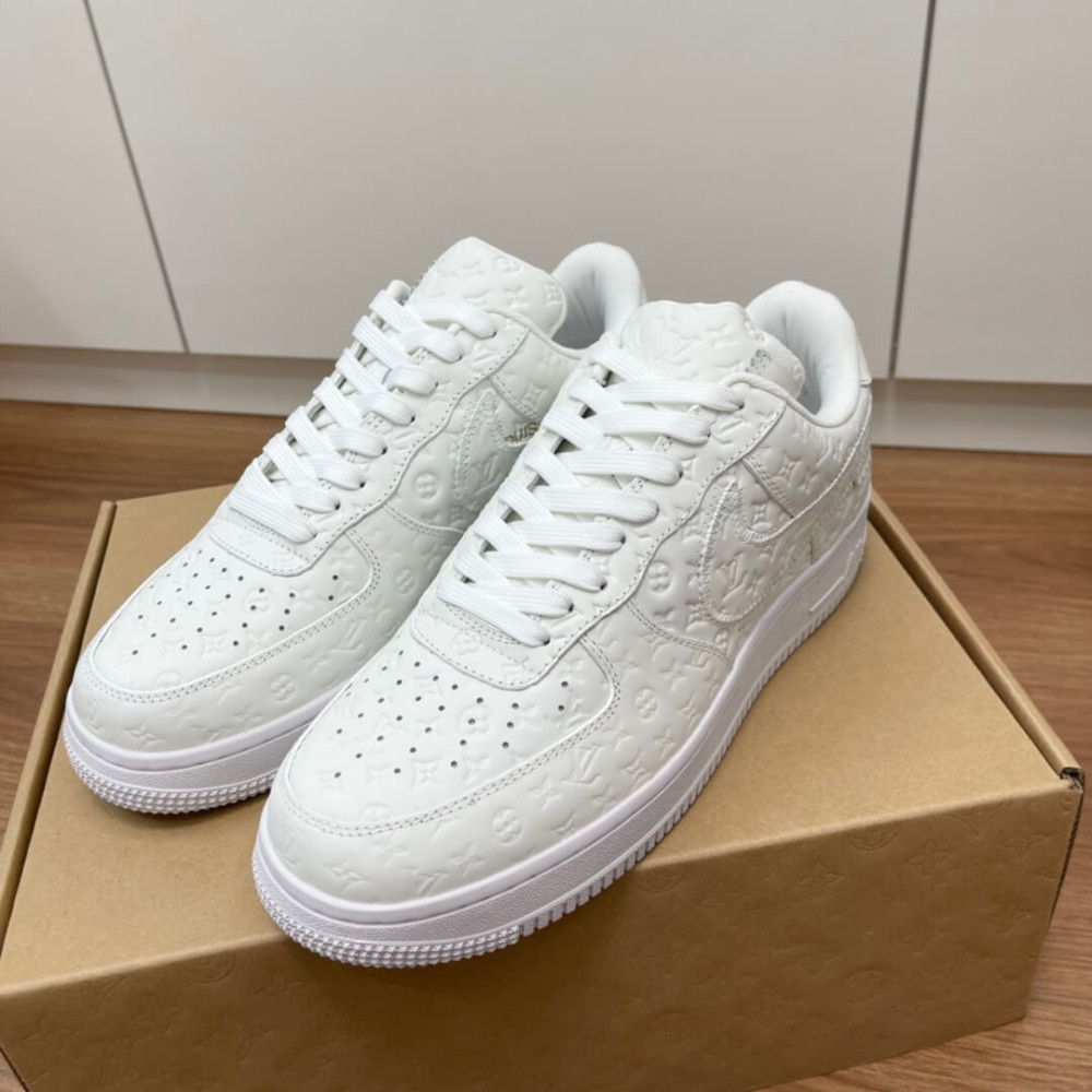 Nike Air Force 1 Louis Vuitton Triple 1A9V9U White