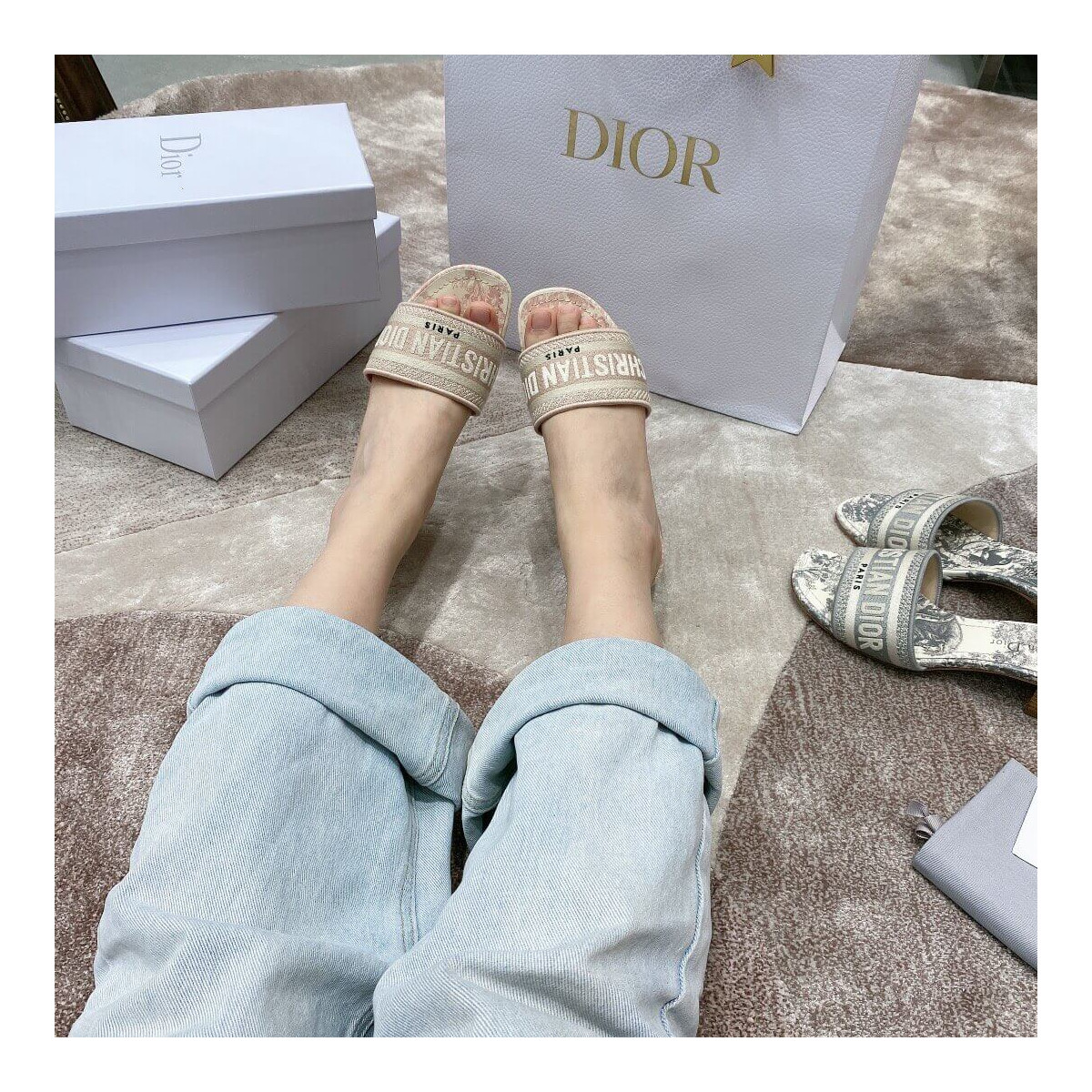 Dior Dway Heeled Slide In Embroidered Cotton KCQ244