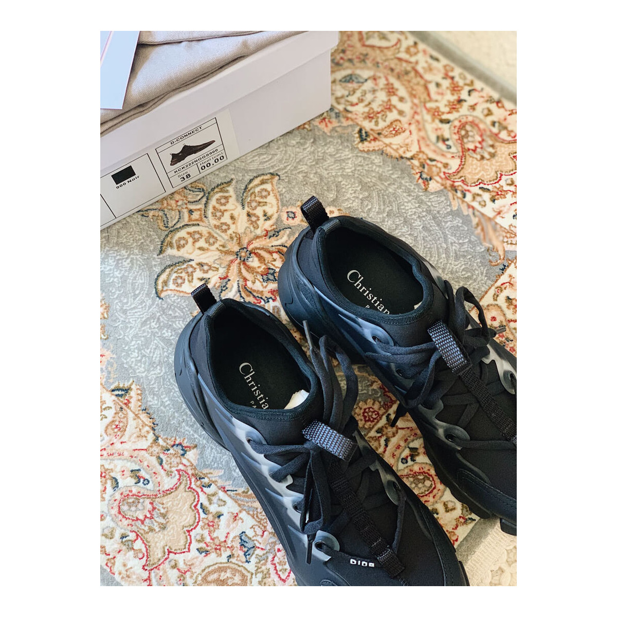 Dior D-Connect Sneaker K222