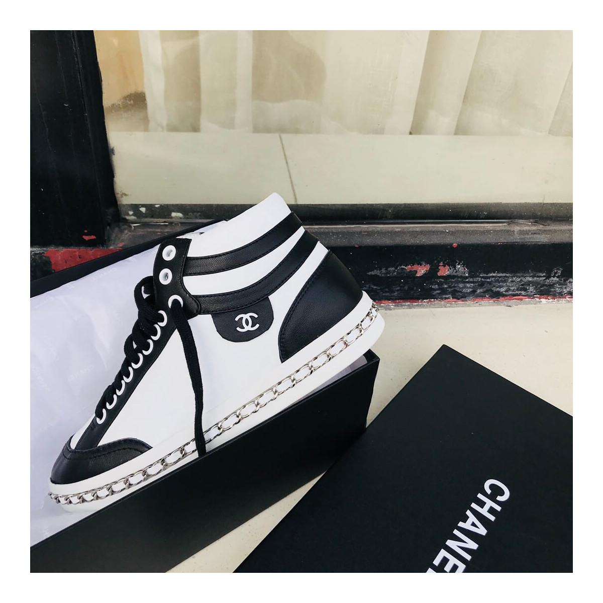 Chanel High Top with Chain Sneakers G35600 White / Black