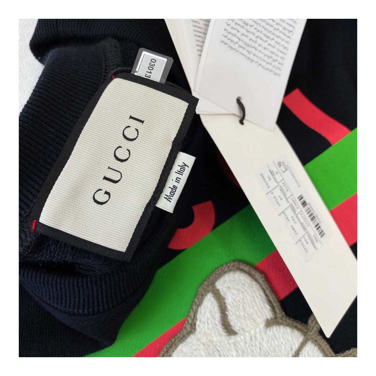 Gucci Embroidered Cat Logo Sweatshirt 617964