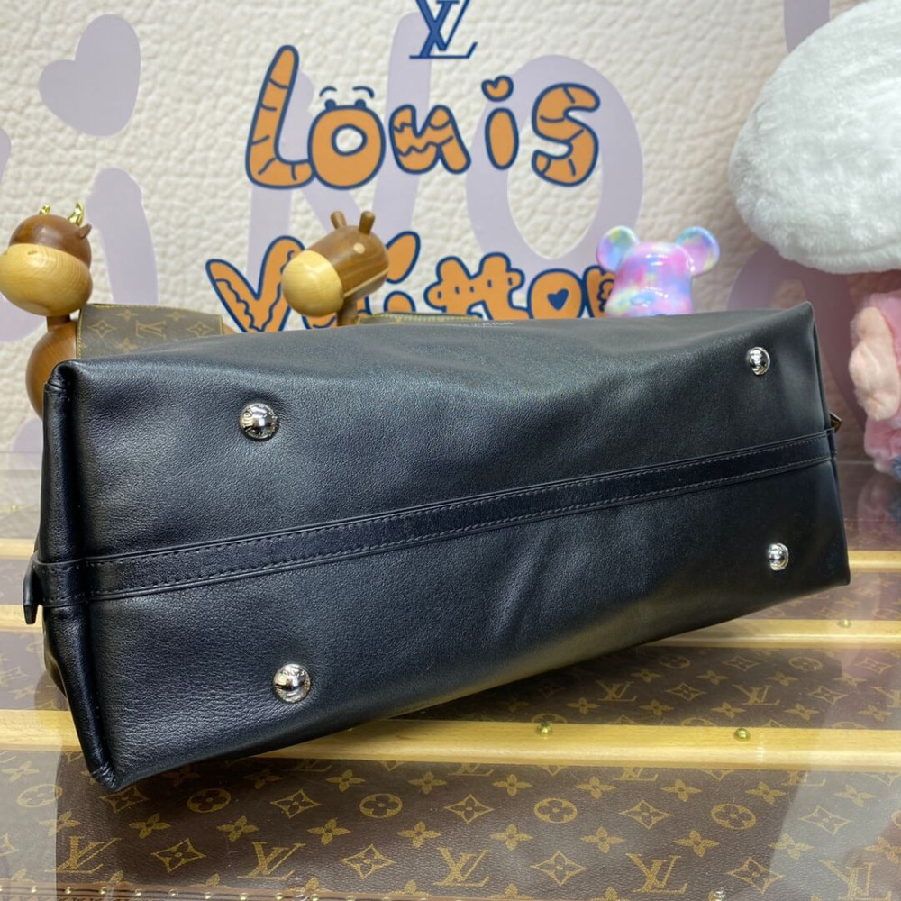 Louis Vuitton CarryAll Dark MM M25143