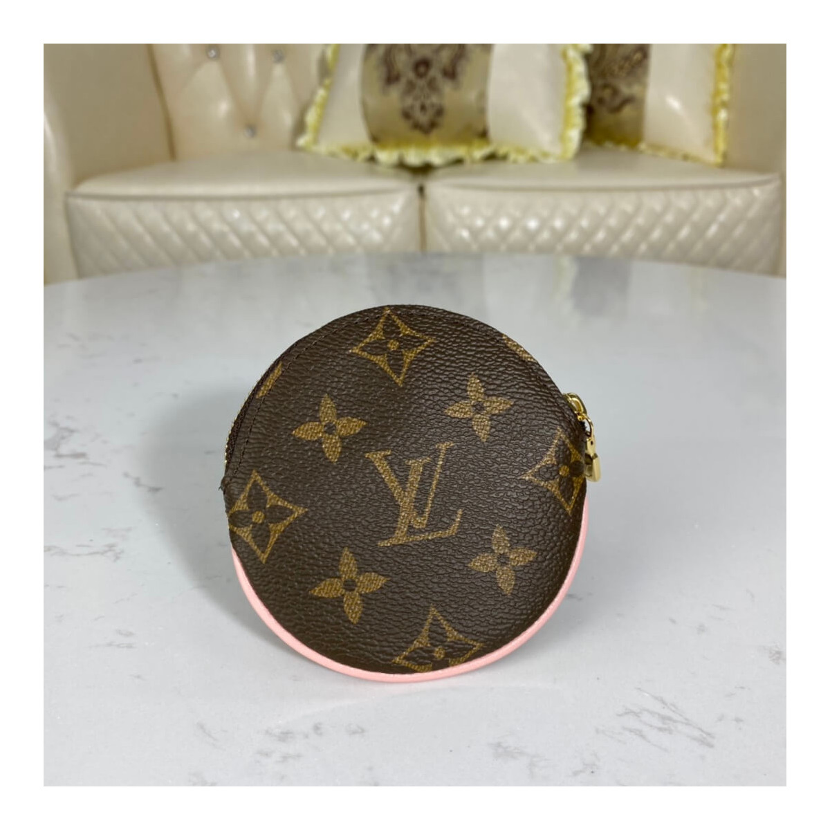 Louis Vuitton Christmas Animation 2020 Round Coin Purse M69757