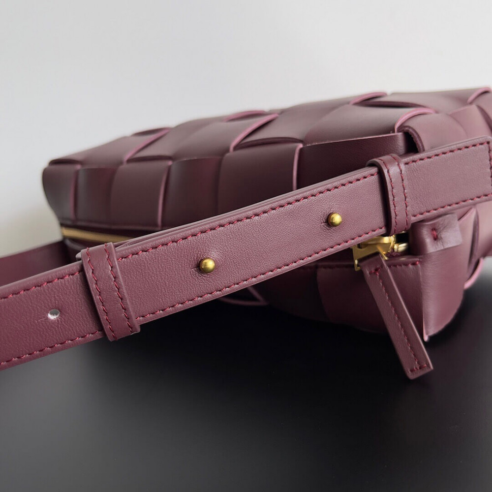 Bottega Veneta Brick Cassette Bordeaux