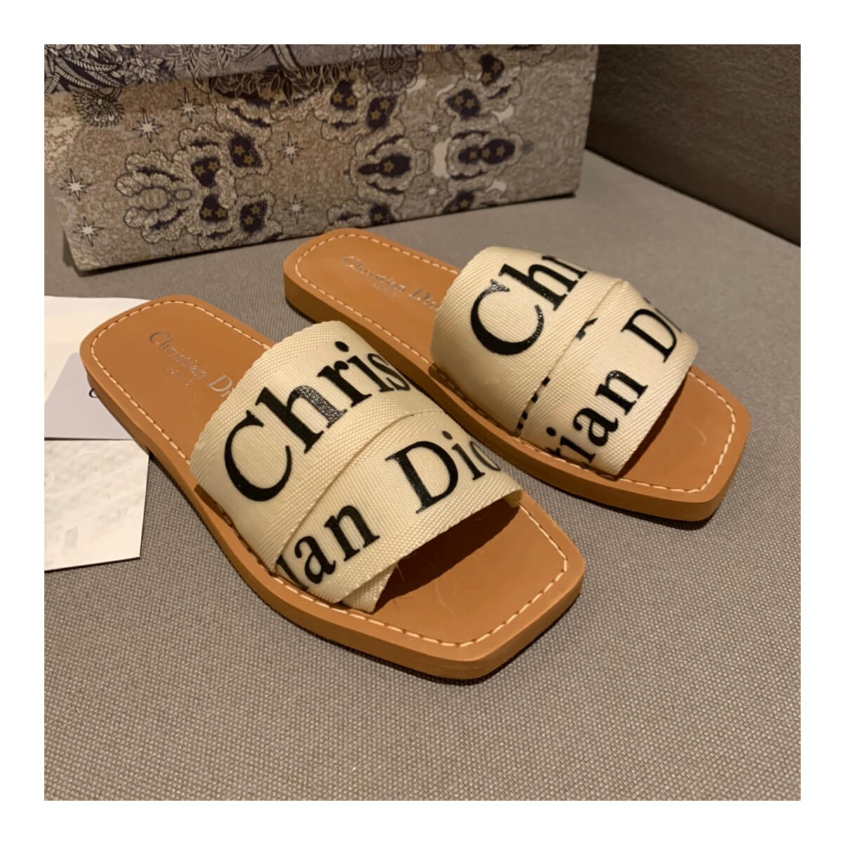 Christian Dior Logo Leather Mule D20603