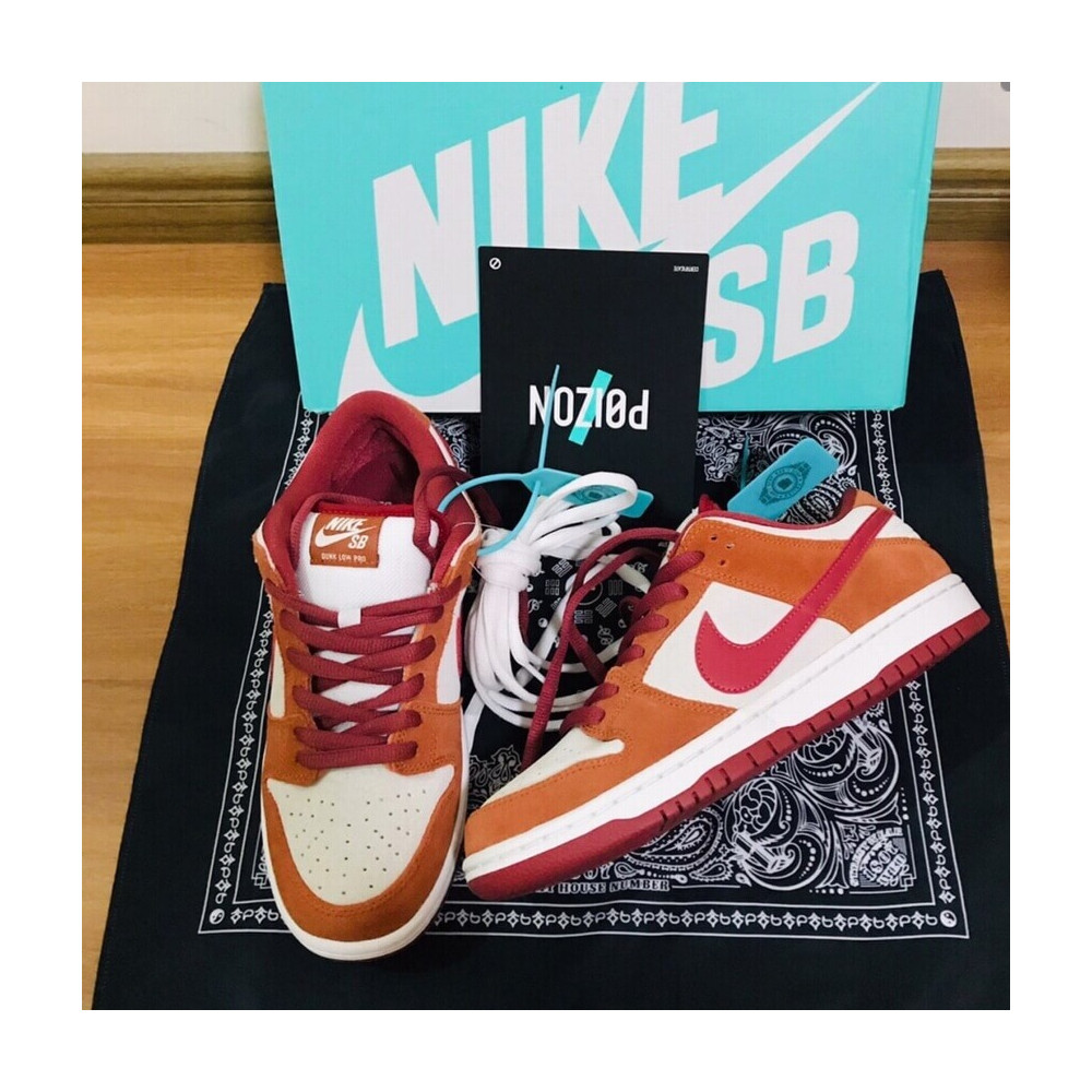 Nike SB Dunk Low Pro Sneakers BQ6817202 Orange