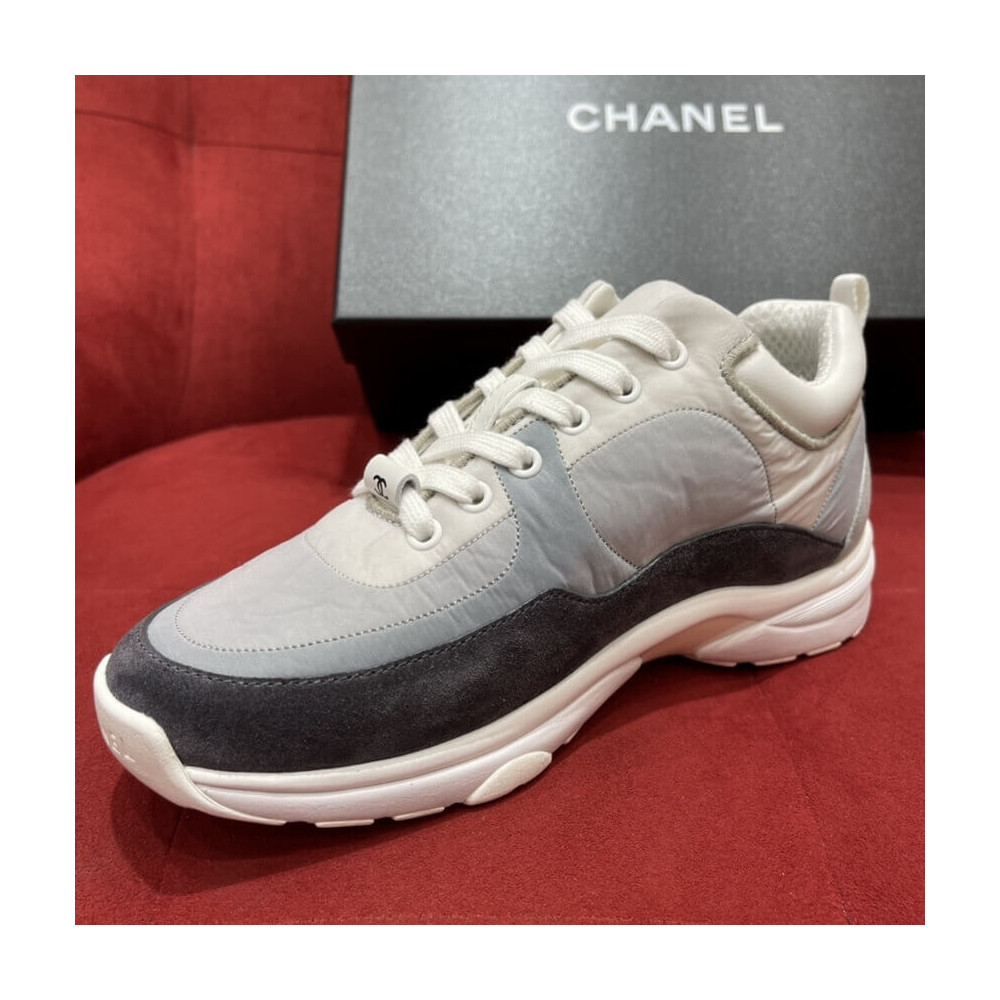 Chanel Wmns Suede Calfskin Sneaker G37136