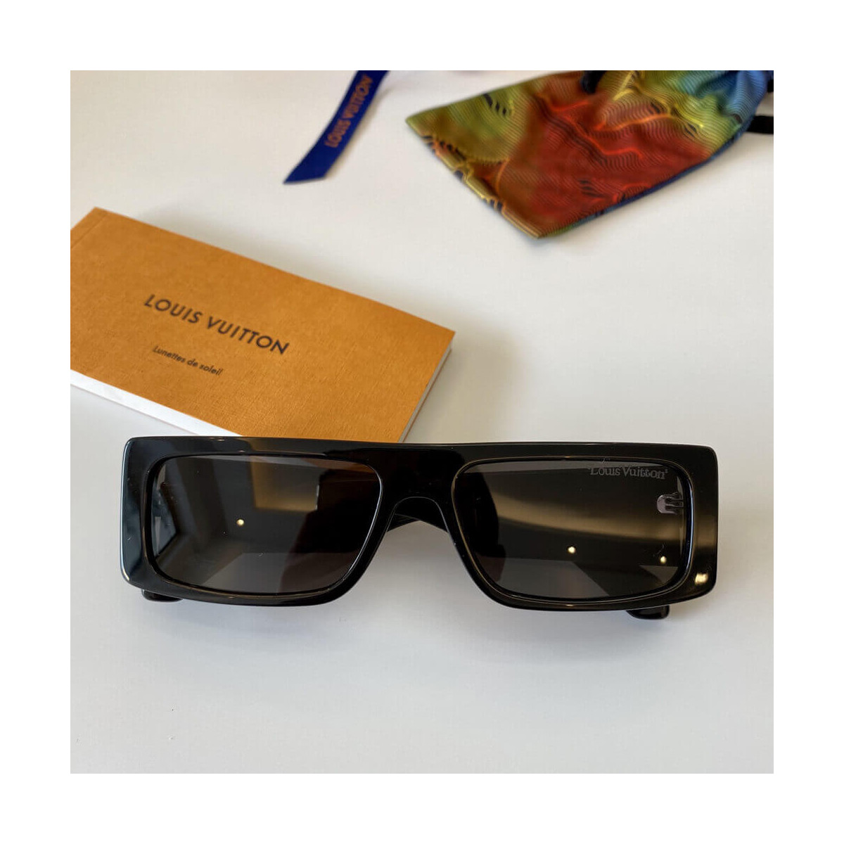 Louis Vuitton LV Lock Sunglasses Z1361E