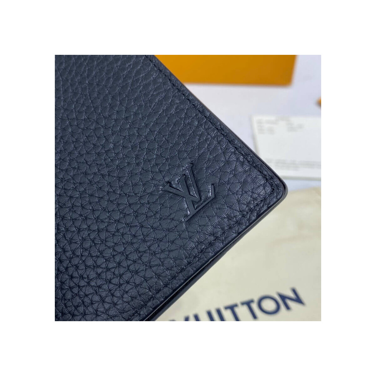 Louis Vuitton Brazza Wallet M58818 M58192