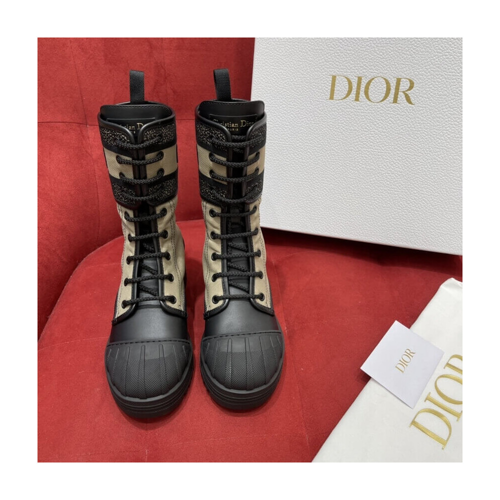 Christian Dior D-major Ankle Boot In Black KCI675