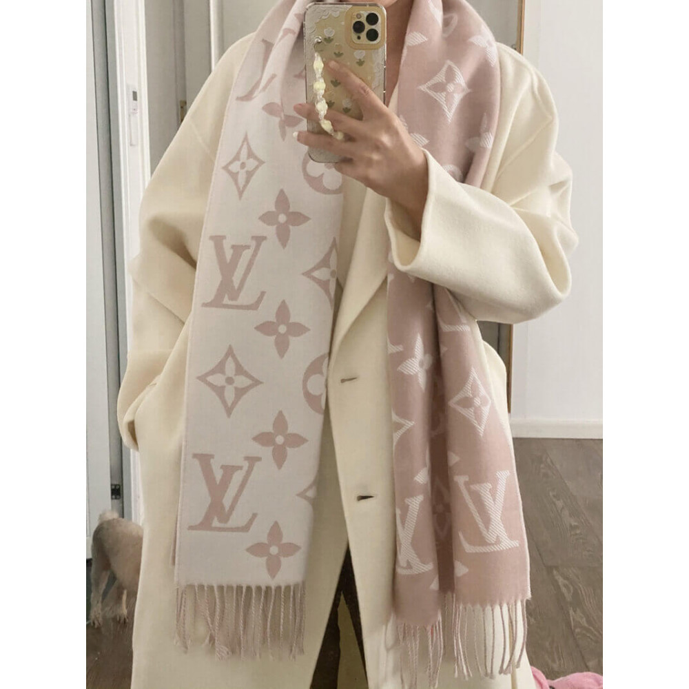 Louis Vuitton Simply LV Scarf M76966