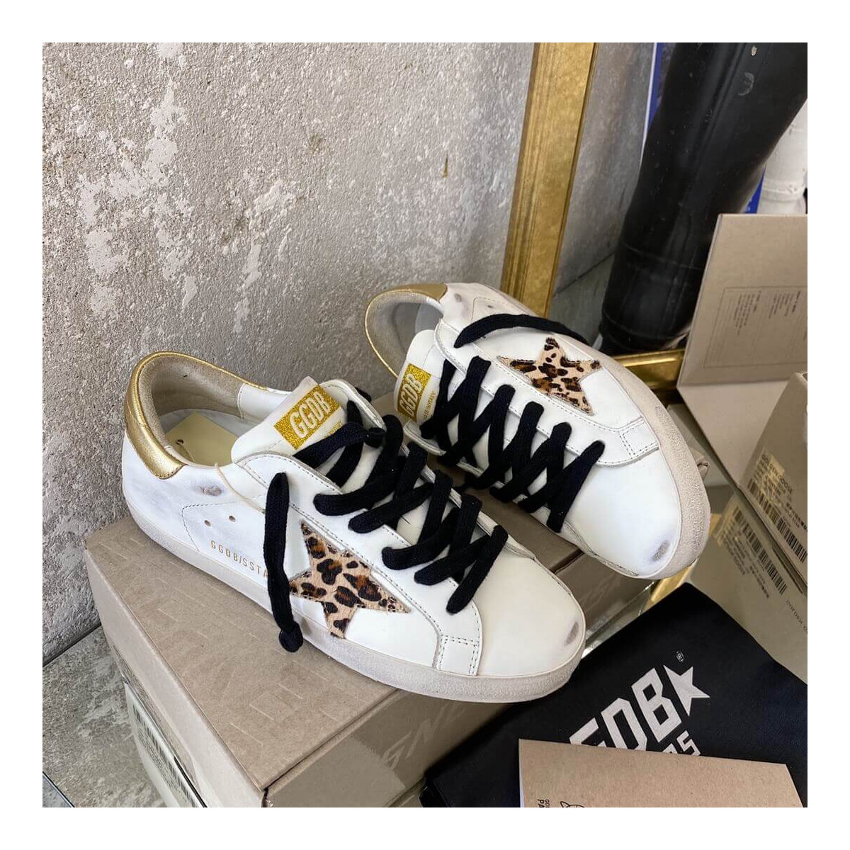 Golden Goose Superstar Sneaker WZ265