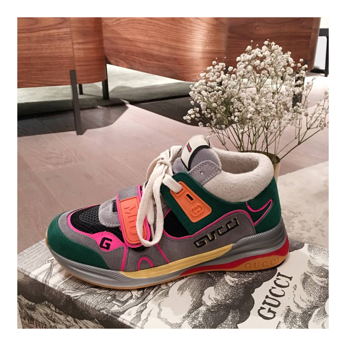 Gucci Ultrapace Mid-Top Sneaker 598987