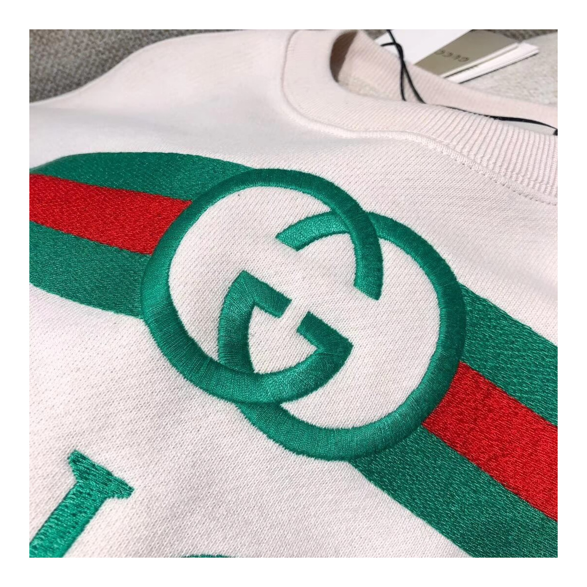 Gucci Oversize Sweatshirt With Gucci Logo 469250