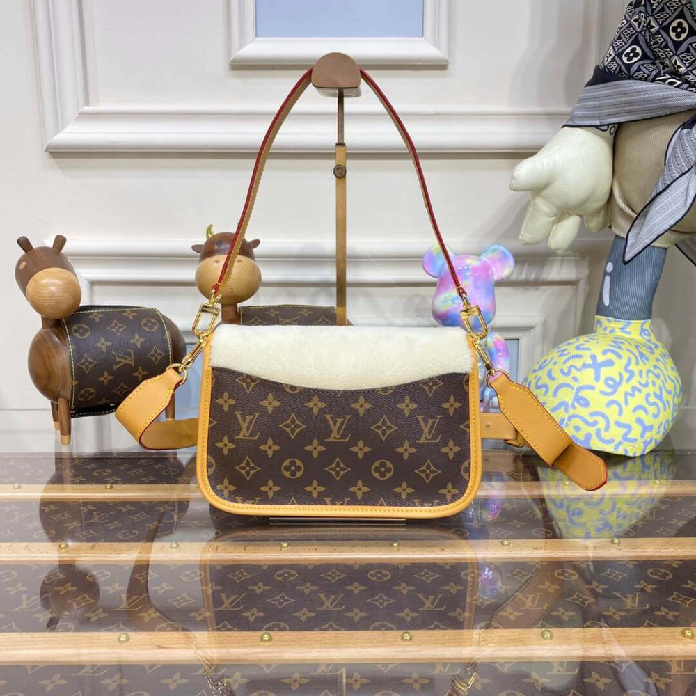 Louis Vuitton Monogram and Shearling Diane Bag M46317