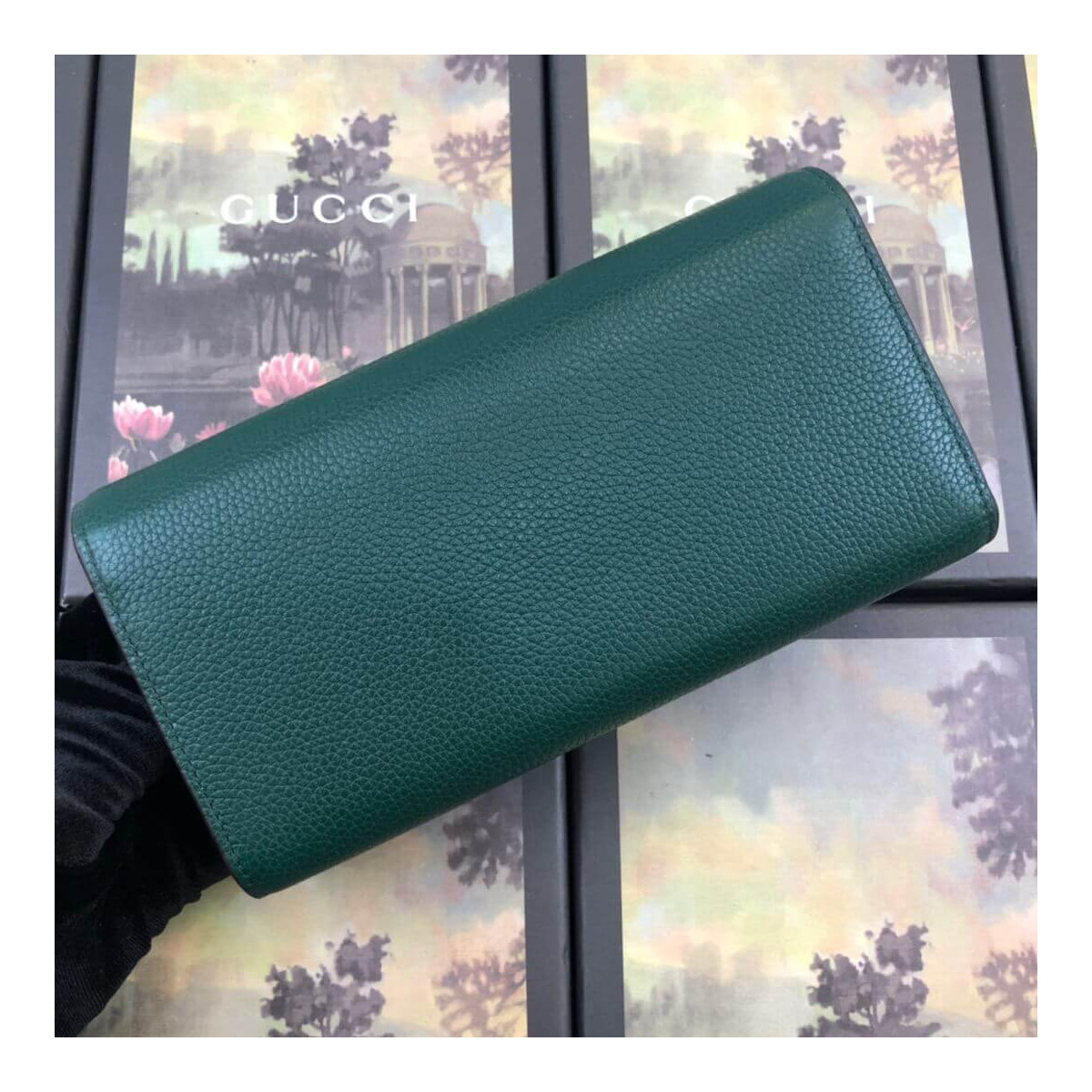 Gucci Zumi Grainy Leather Continental Wallet 573612