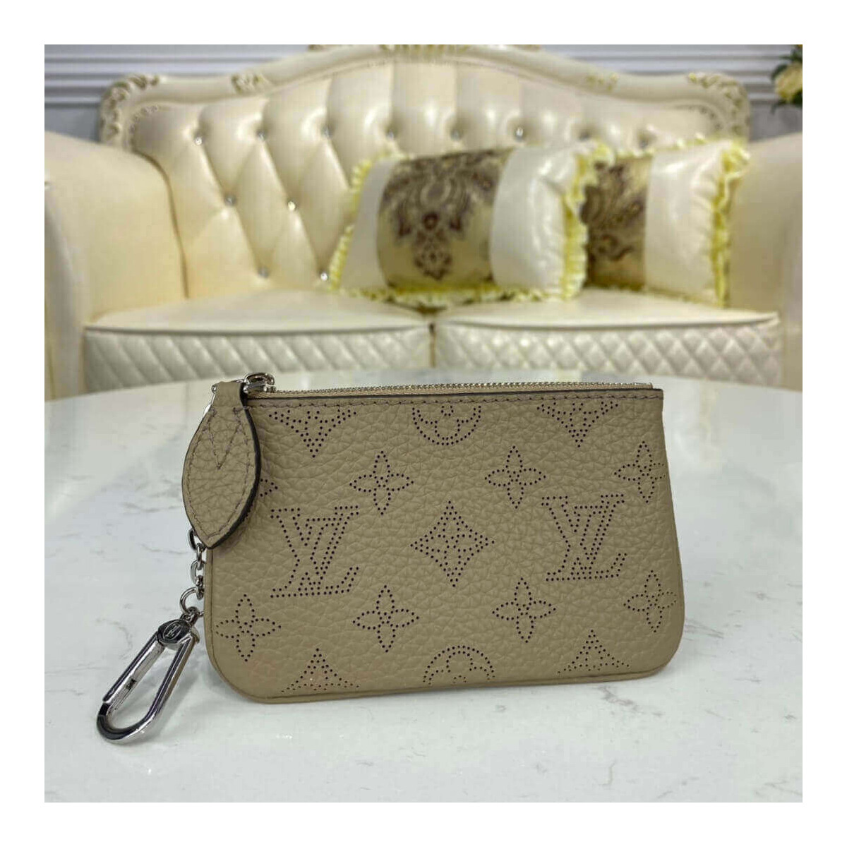 Louis Vuitton Mahina Leather Key Pouch M69508