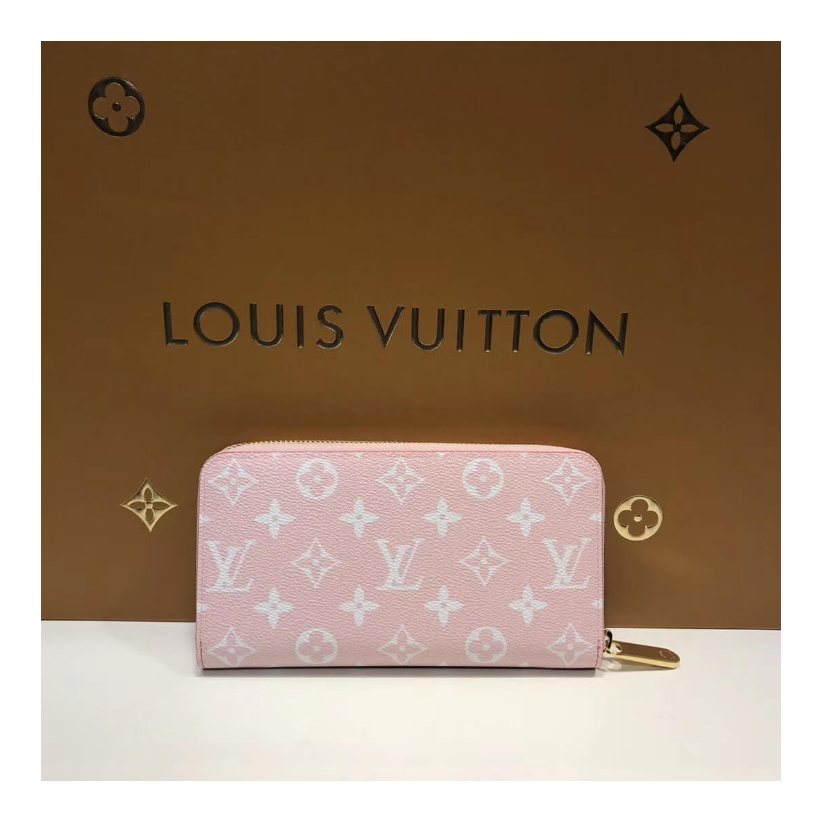 Louis Vuitton Zippy Wallet M67549 M67550